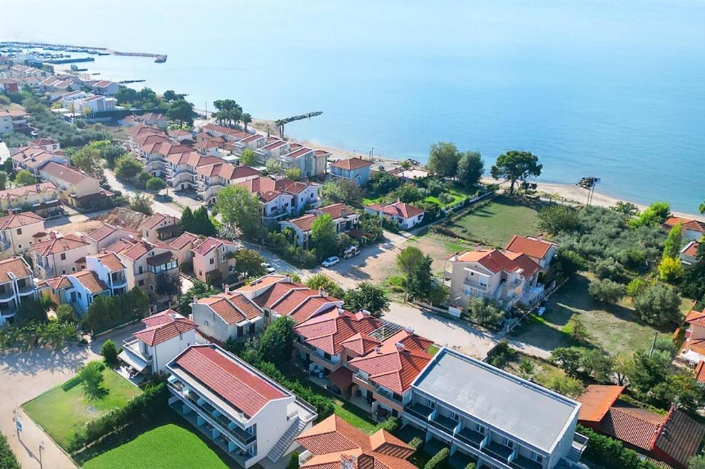Guedin Sea Side Maisonette, Nikiti Exterior photo