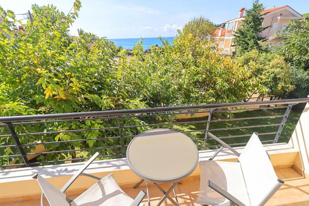 Guedin Sea Side Maisonette, Nikiti Exterior photo